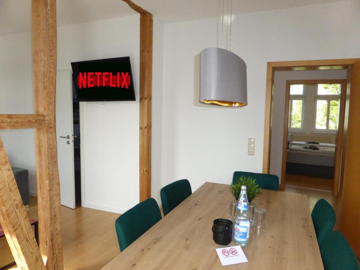 Jena City Apartment, Balkon, Sonnig, Wifi, Parkplaetze, Naehe Zentrum Exterior photo
