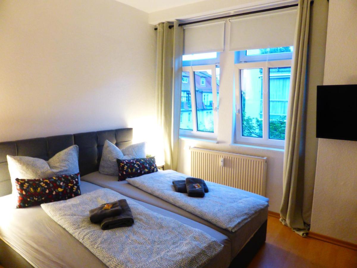 Jena City Apartment, Balkon, Sonnig, Wifi, Parkplaetze, Naehe Zentrum Exterior photo