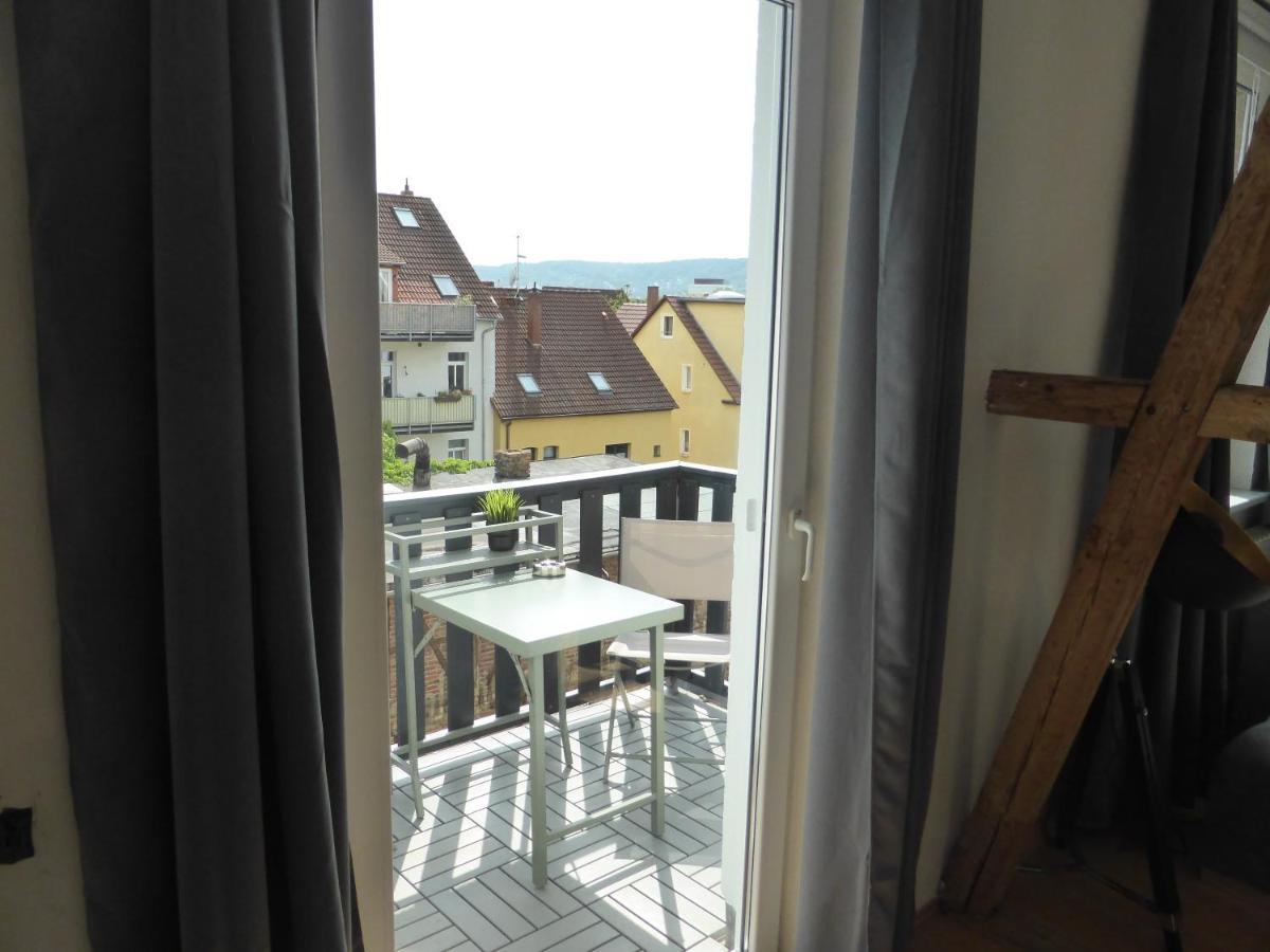 Jena City Apartment, Balkon, Sonnig, Wifi, Parkplaetze, Naehe Zentrum Exterior photo